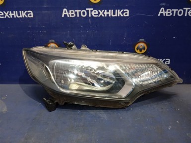 Фара передняя правая Honda Fit GK3 L13B 2013 