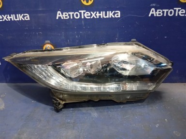 Фара передняя правая Honda Vezel RU4 LEB 2014