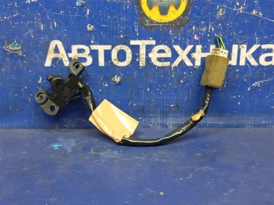 Кнопка стеклоподъёмника задняя правая Subaru Forester SF9 EJ254 1999