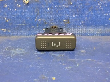 Кнопка включения обогрева стекла задняя Nissan  Bluebird Sylphy FG10 QG15DE 2005 