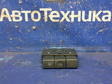 Кнопка включения обогрева стекла передняя  Subaru Legacy BPE EZ30D 2004 