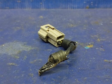 Разъем Mitsubishi Pajero V75W 6G74 2000