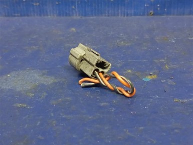 Разъем Mitsubishi Pajero V75W 6G74 2000