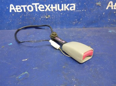 Замок ремня безопасности передний правый  Nissan X-trail NT30 QR20DE 2003 