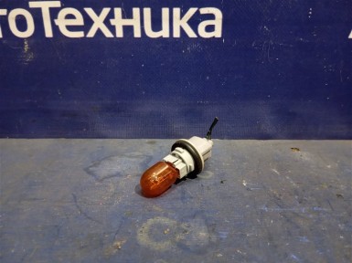 Цоколь лампы передний Subaru Forester SG5 EJ202 2003