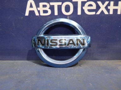 Эмблема задняя Nissan Leaf ZE0 EM61 2011