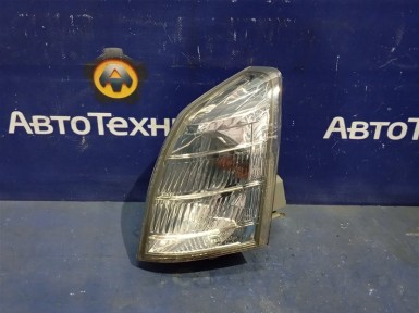 Габарит передний левый Nissan X-trail NT30  QR20DE 2003 