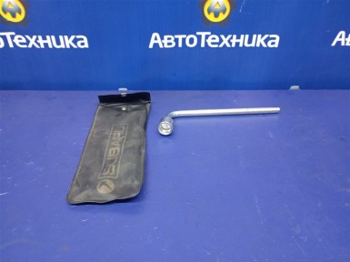 Ключ балонный Subaru Legacy BPE EZ30D 2004 