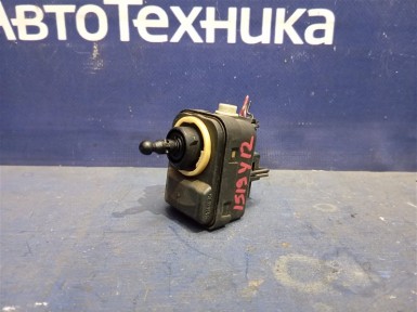 Корректор фар передний правый Nissan Ad VZNY12  HR16DE 2015 