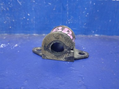 Крепление стабилизатора переднее Toyota Allex NZE121 1NZ-FE 2001