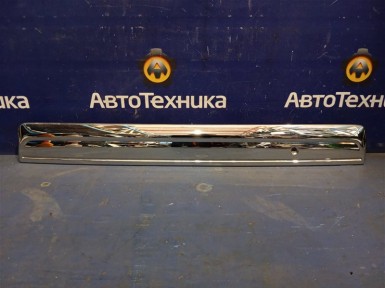 Накладка на дверь багажника задняя Honda Step Wagon RK1 R20A 2012