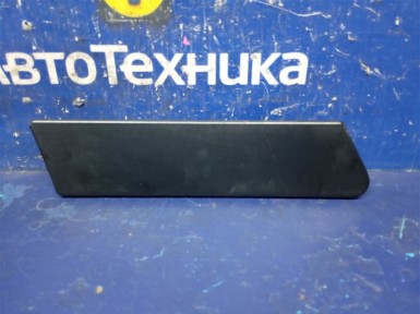 Накладка на крыло передняя правая Nissan  Nv200 VM20 HR16DE 2014 