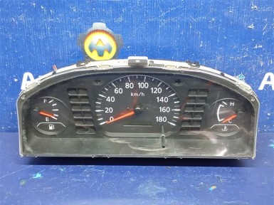 Панель приборов Nissan Ad VY11 QG13DE 2003