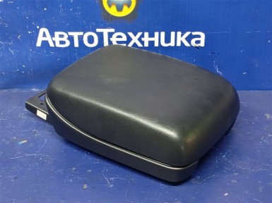 Подлокотник передний Suzuki Escudo TDB4W  N32A 2008 