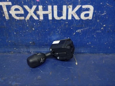 Подрулевой переключатель левый Mercedes-benz E-class W212247 M271DE18AL 2012