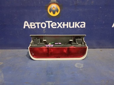 Повторитель стоп-сигнала задний верхний Mitsubishi  Pajero V75W 6G74 2001 