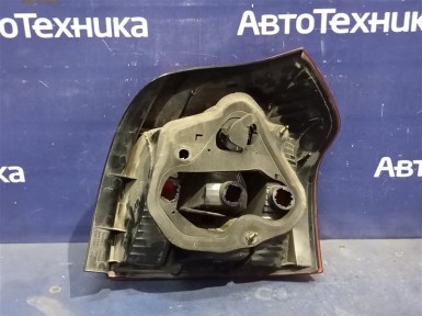 Стоп-сигнал задний левый Toyota Allex/corolla Runx NZE121 1NZ-FE 2001