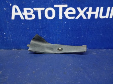Уголок жабо передний левый Mazda Atenza GG3S  L3-VE 2005 