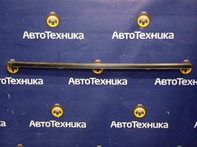 Молдинг стекла передний левый Nissan Sunny  FB15 QG15DE 2004 