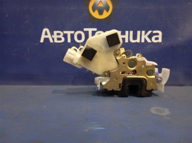 Замок двери передний правый Nissan Gloria  MY34 VQ25DD 2003 