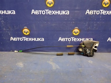 Замок двери задний правый Toyota Avensis  ZRT272W 3ZR-FAE 2011 