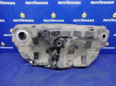 Бензобак Toyota Mark 2 JZX110 1JZ-FSE 2002