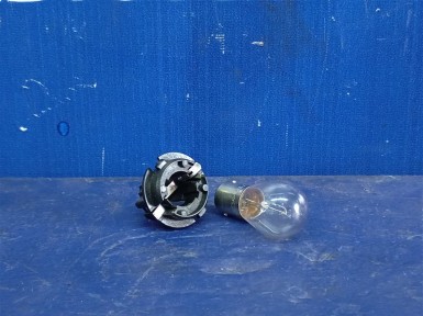 Цоколь лампы задний Mercedes-benz E-class  W210061 M112911/M112E24 1999 