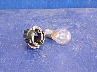 Цоколь лампы задний Mercedes-benz E-class  W210065 M112941/M112E32 1999 