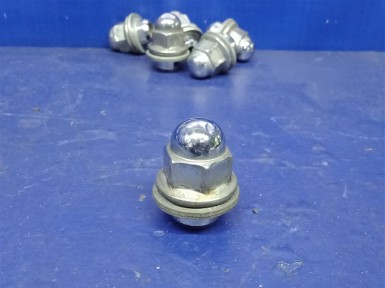 Гайка на колесо Mitsubishi Airtrek CU2W 4G63T  2004 