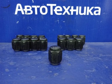 Гайка на колесо Nissan Bluebird Sylphy FG10  QG15DE 2003 