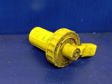 Крышка бачка тормозной жидкости Audi A3 8L  (8LAPG) APG 2003 