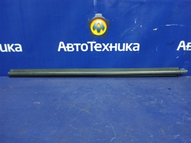 Молдинг стекла задний правый Honda N-box  JF1 S07A 2015 