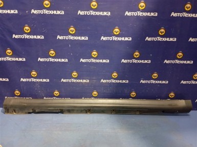 Порог правый Nissan Tiida C11 HR15DE 2007 