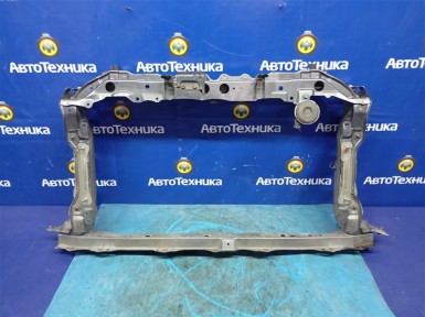 Рамка радиатора передний Toyota Vitz KSP130  1KR-FE 2012 