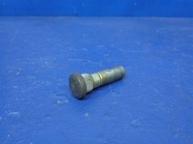 Шпилька ступицы передняя Subaru Forester  SF5 EJ205 2001 