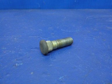 Шпилька ступицы передняя Subaru Forester  SF5 EJ205 2001 