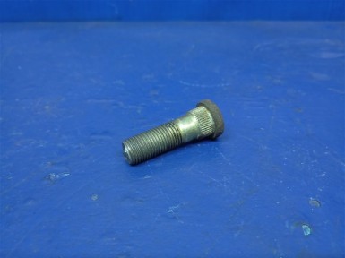 Шпилька ступицы передняя Subaru Forester  SF5 EJ205 2001 