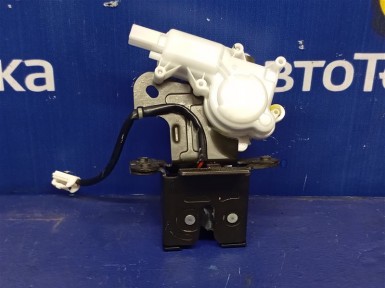 Замок багажника задний Mazda Axela BKEP LFVE  2006 