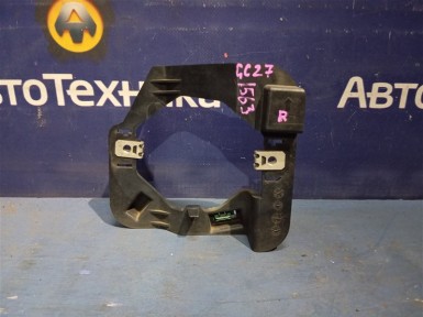 Крепление противотуманной фары переднее правое Nissan Serena GC27 MR20DD 2016