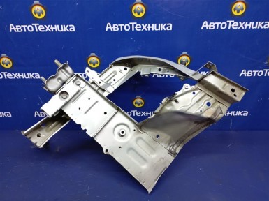 Лонжерон передний левый Toyota Ist NCP61  1NZ-FE 2005 