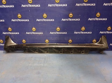 Порог правый Toyota Ist NCP61 1NZ-FE 2006 