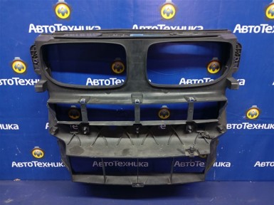 Рамка радиатора передний BMW X5 E70 N52B30  2009 