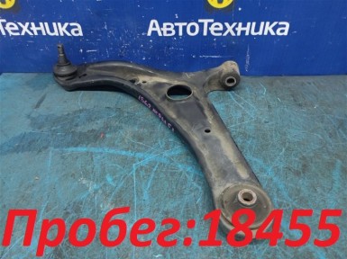 Рычаг поперечный передний левый Toyota Ist NCP61 1NZ-FE 2005