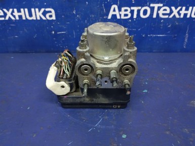 Блок ABS Toyota Ist NCP61 1NZ-FE 2006 