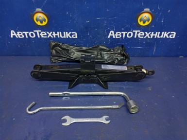Домкрат Mitsubishi Outlander CW5W 4B12 2006 