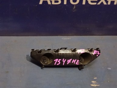 Крепление бампера переднее левое Nissan Note  HE12 HR12DE 2019 