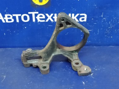 Кронштейн передний правый Nissan Murano PNZ51 VQ35DE 2009