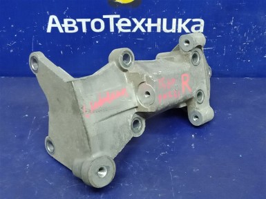 Кронштейн опоры двигателя правый Nissan Murano  PNZ51 VQ35DE 2009 