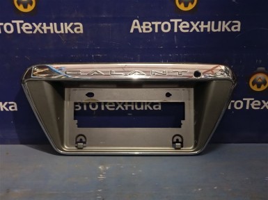 Накладка крышки багажника Mitsubishi Galant  EA7A 4G94 2003 