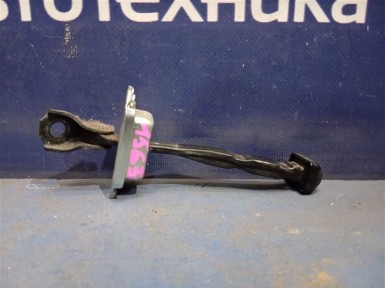 Ограничитель двери передний правый Nissan  Serena GC27 MR20DD 2016 